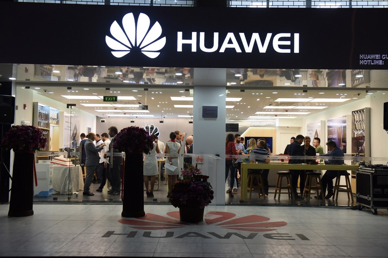 Huawei Inaugurates its Customer Service Center in Beirut